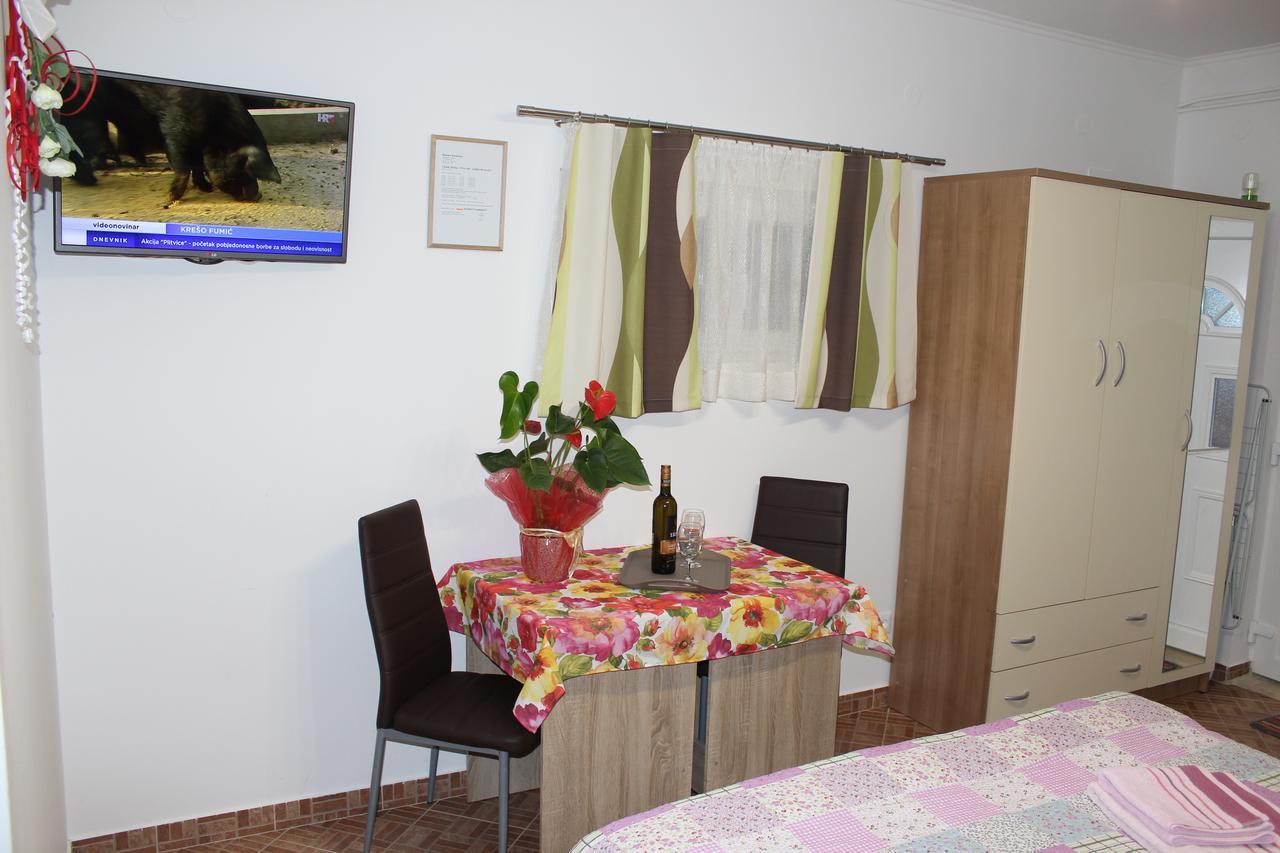 Rooms Katarina Kadumi Zewnętrze zdjęcie
